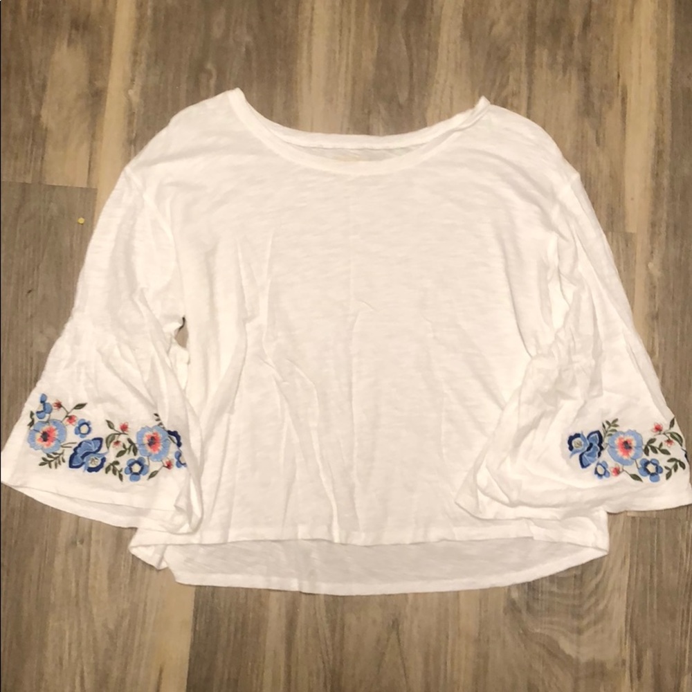 White floral bell sleeve top